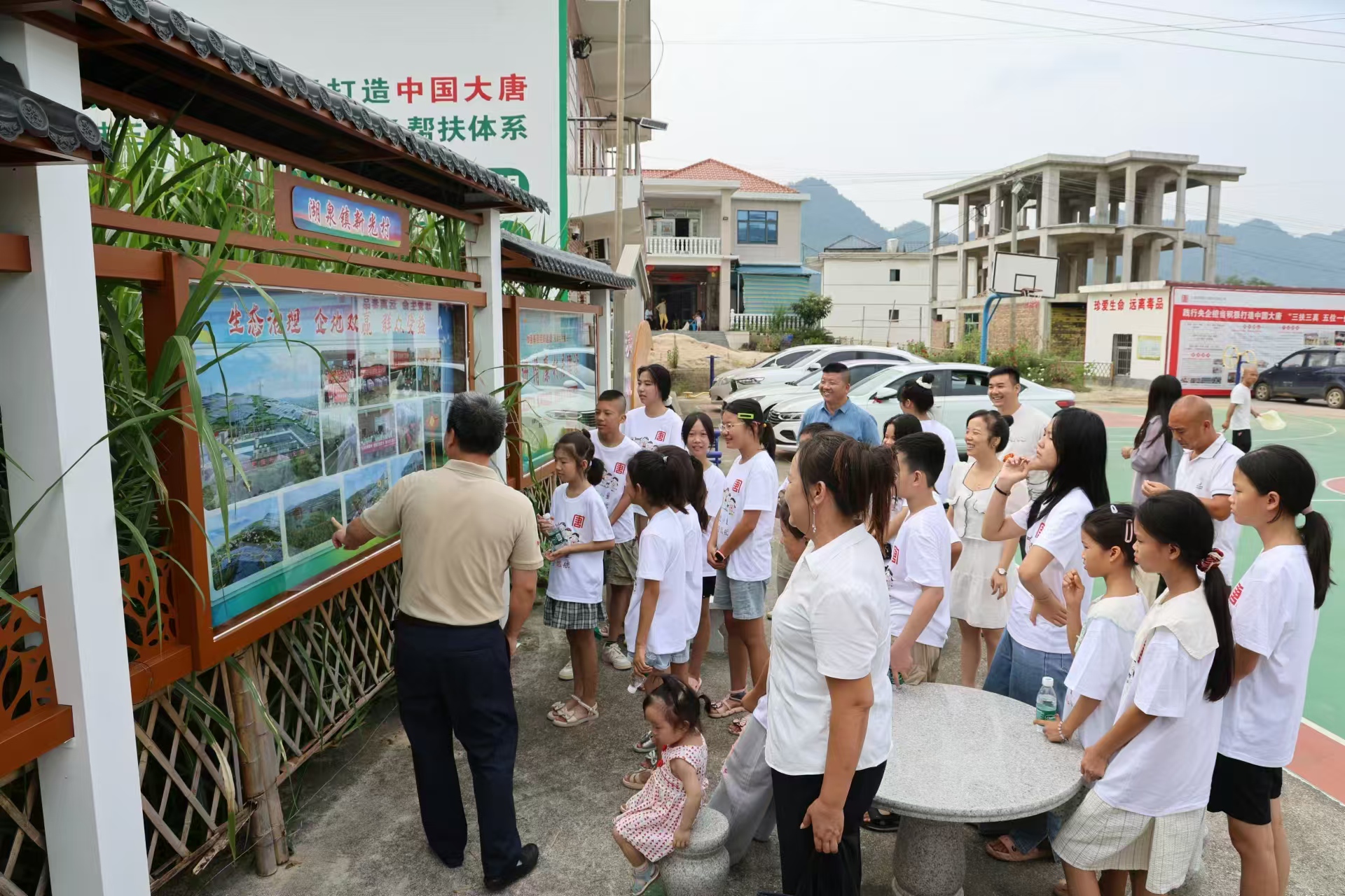 1725419460644064348.jpg 5-1华银.jpg